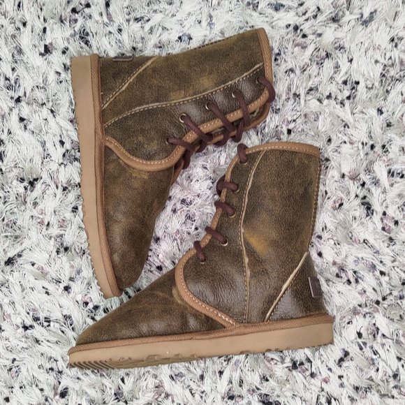 Women's Leather Dusty Mid Bomber Boots - Picture 3 of 9